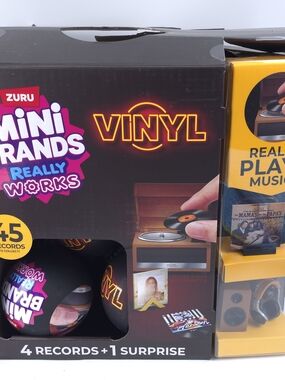 16 Pack - ZURU Mini Brands Really Works Vinyl Capsules - NEW & READY TO SHIP!